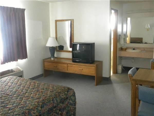 Rodeway Inn Pine River Ngoại thất bức ảnh